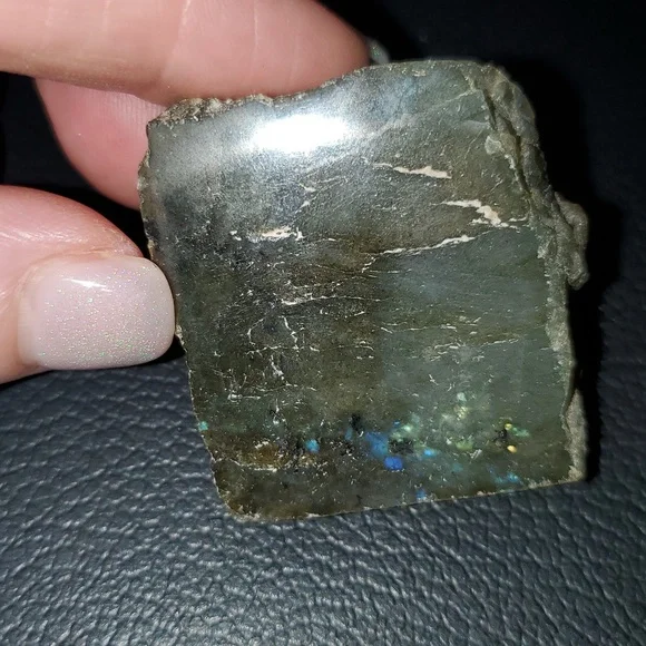 Raw Labradorite - Picture 3 of 4